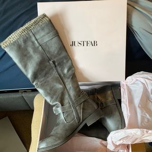 Tall Gray Boots 👢 NIB!!! 8.5